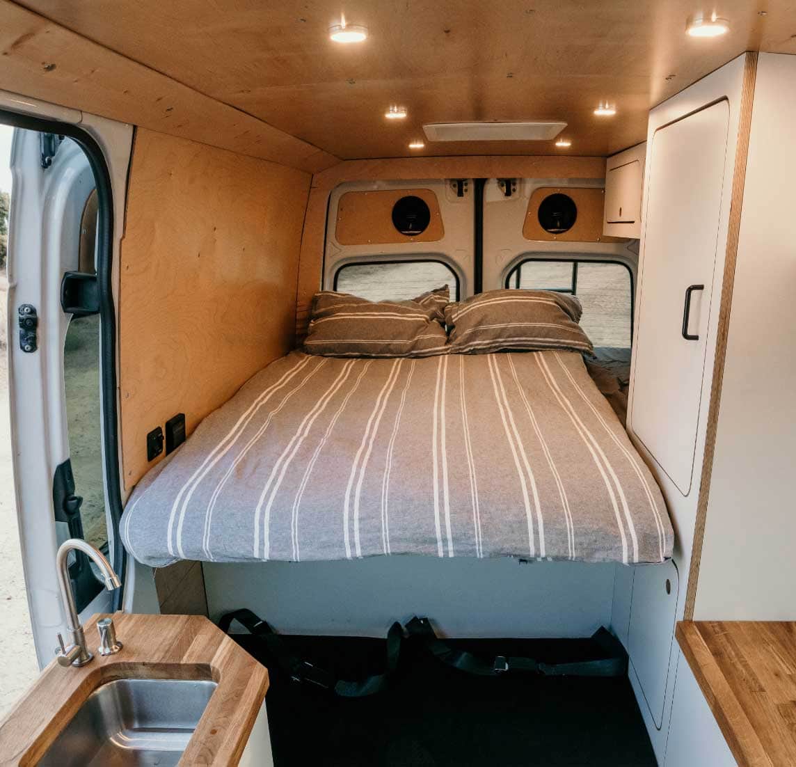 02 full size bed short wheelbase rent@2x